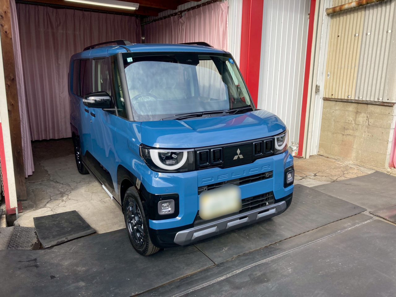 新車　デリカミニ　納車致しました！