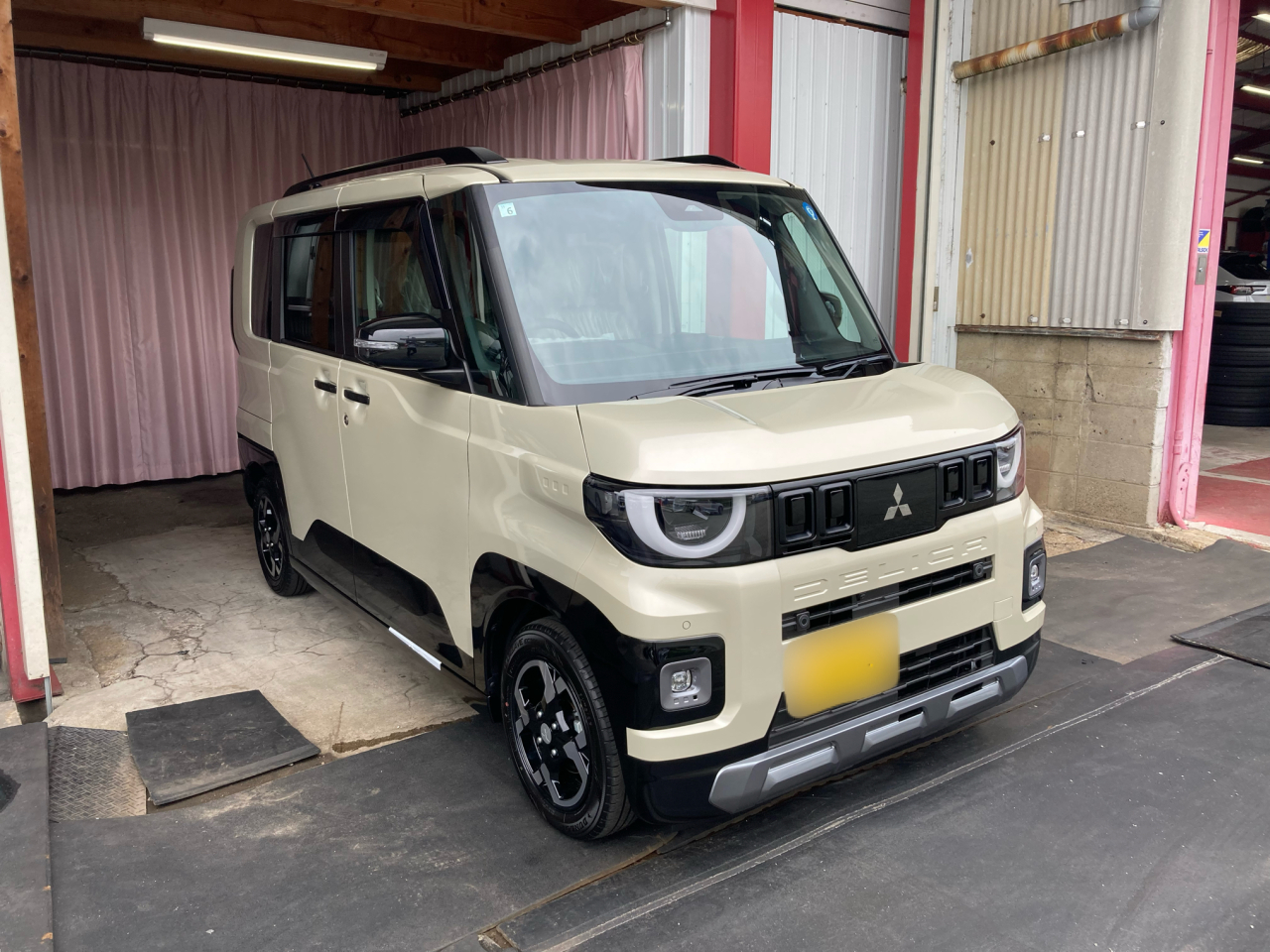 新車　デリカミニ　納車致しました！